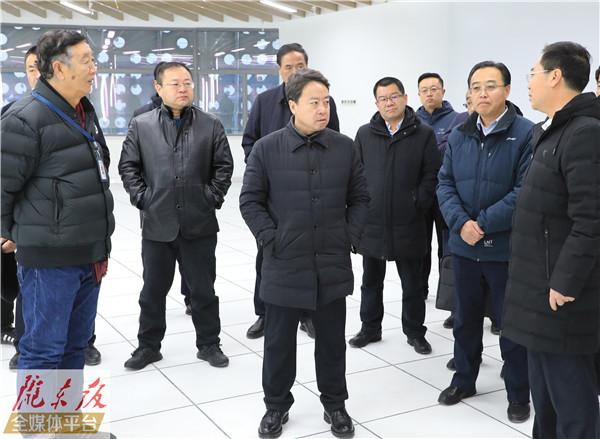 盧小亨在西峰區(qū)調(diào)研檢查“冬日無閑·大抓項(xiàng)目”活動開展情況