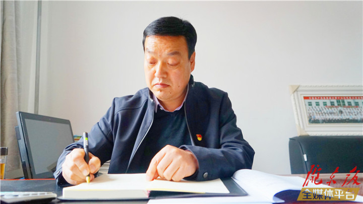【脫貧攻堅(jiān)我來見證】脫貧攻堅(jiān)這份答卷，我們完成了