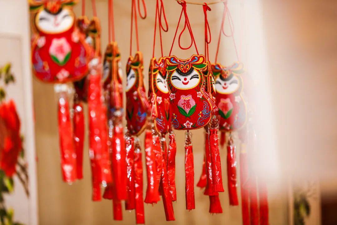 香約慶陽 包容天下丨慶陽香包，一針一線 送出如意祝福