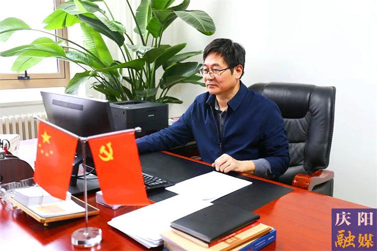 堅持在法治軌道上深化改革 推動建設(shè)更高水平法治慶陽——訪市司法局黨組書記、局長景銳