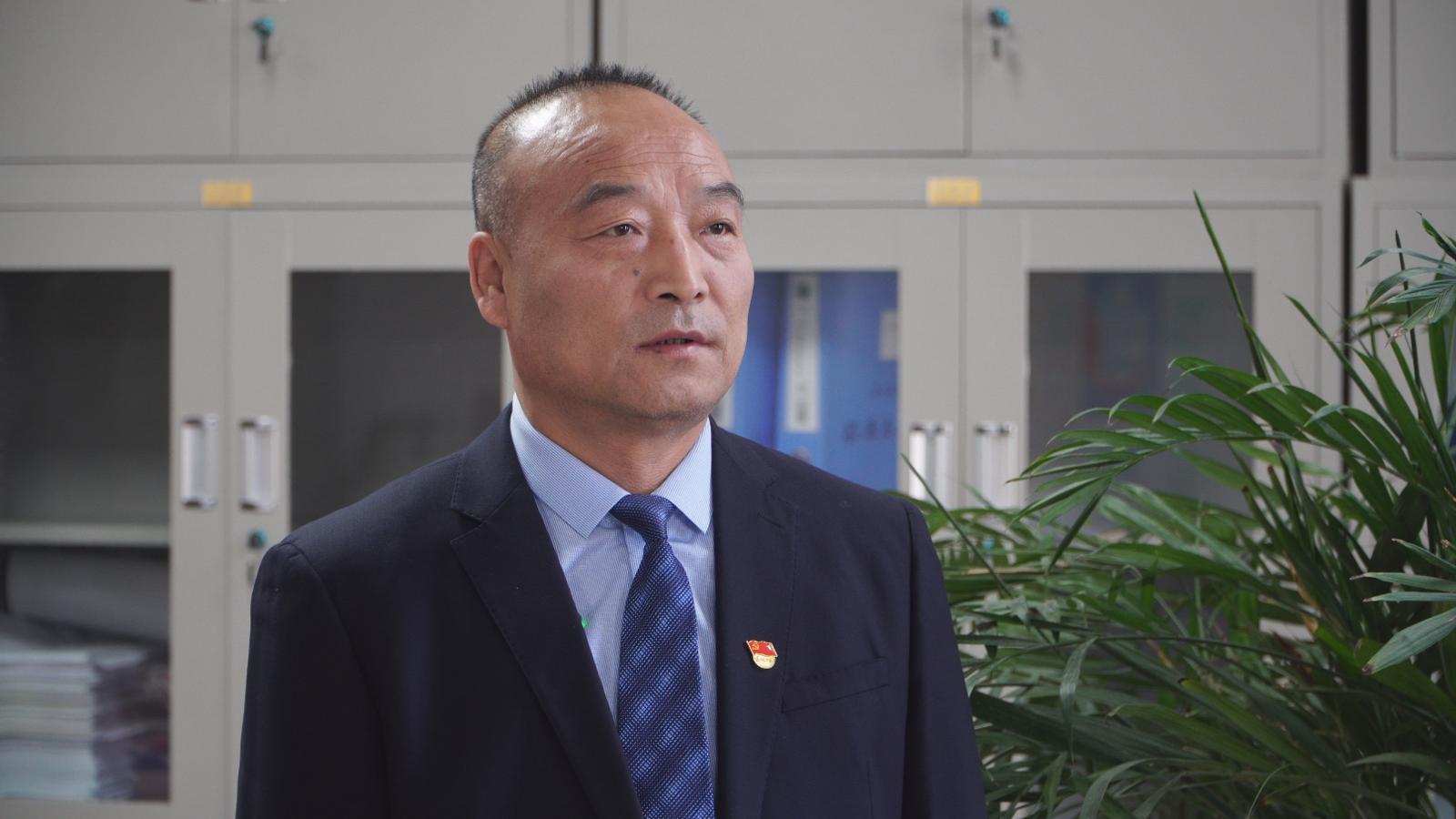 【數(shù)字經(jīng)濟招商選資】以綠電聚合供電模式降電價 提高數(shù)字經(jīng)濟招商競爭力——訪市能源局黨組書記、局長劉興峰