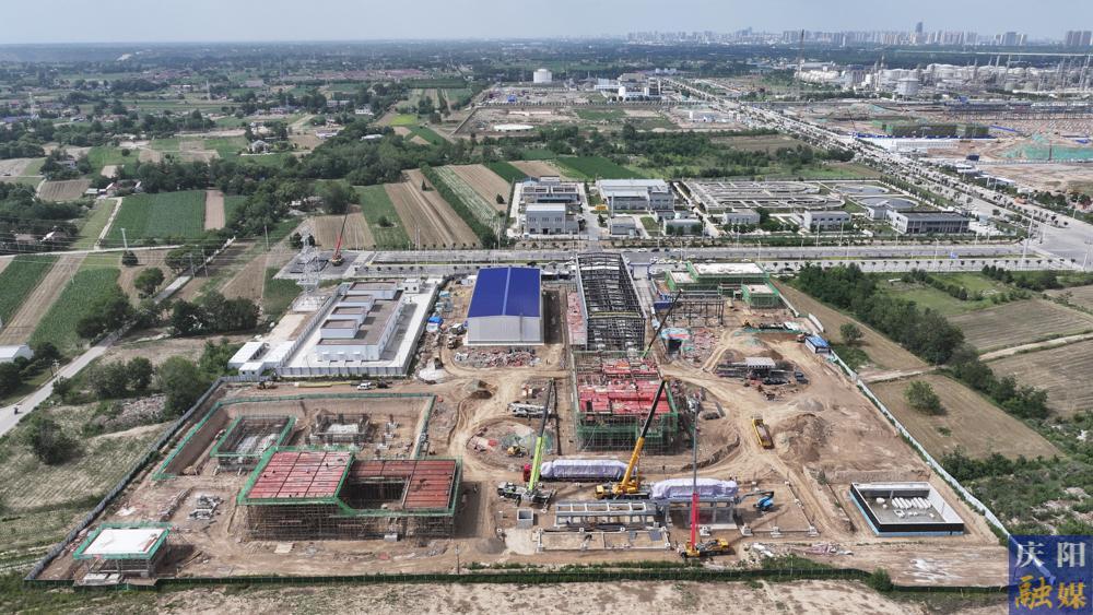 【攝影報道】慶陽寰泰釩電解液項目建設(shè)加速推進